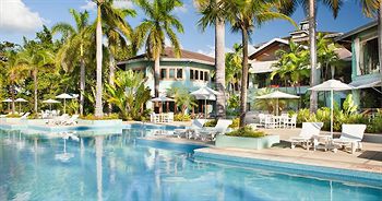 Couples Negril poolside