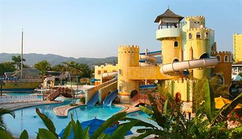 Sunset Beach Resort Spa and Waterpark